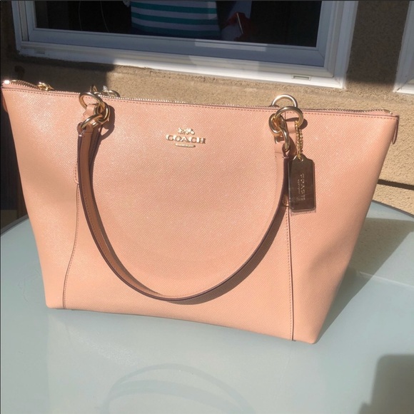 Coach 💞 Ava Tote Purse in Nude Pink - Picture 5 of 6
